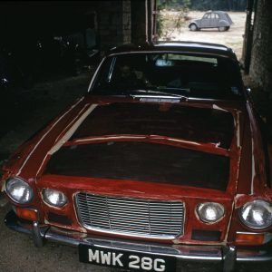 Grille, lamp and bonnet concealment.